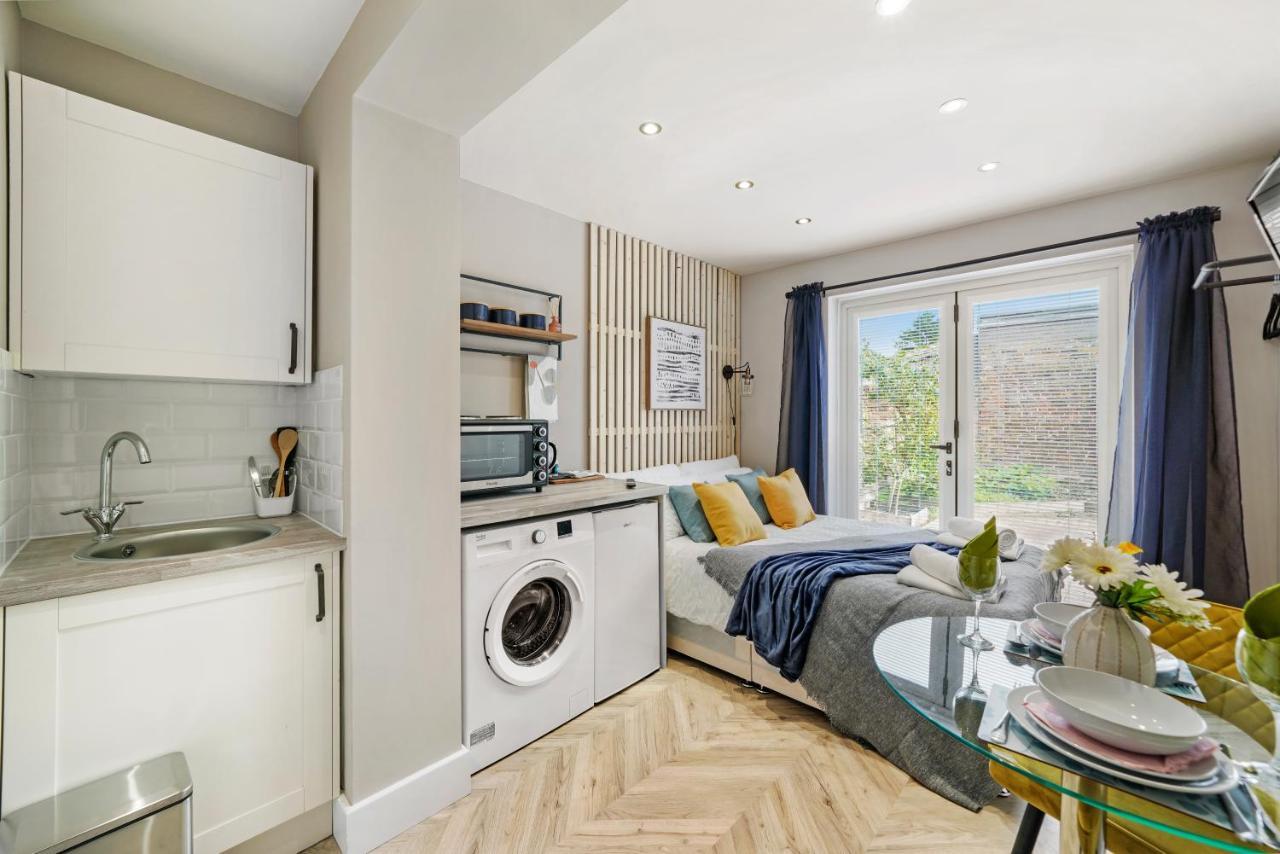Boutique Heathrow Studio'S - Parking - Garden Apartamento Harmondsworth Exterior foto