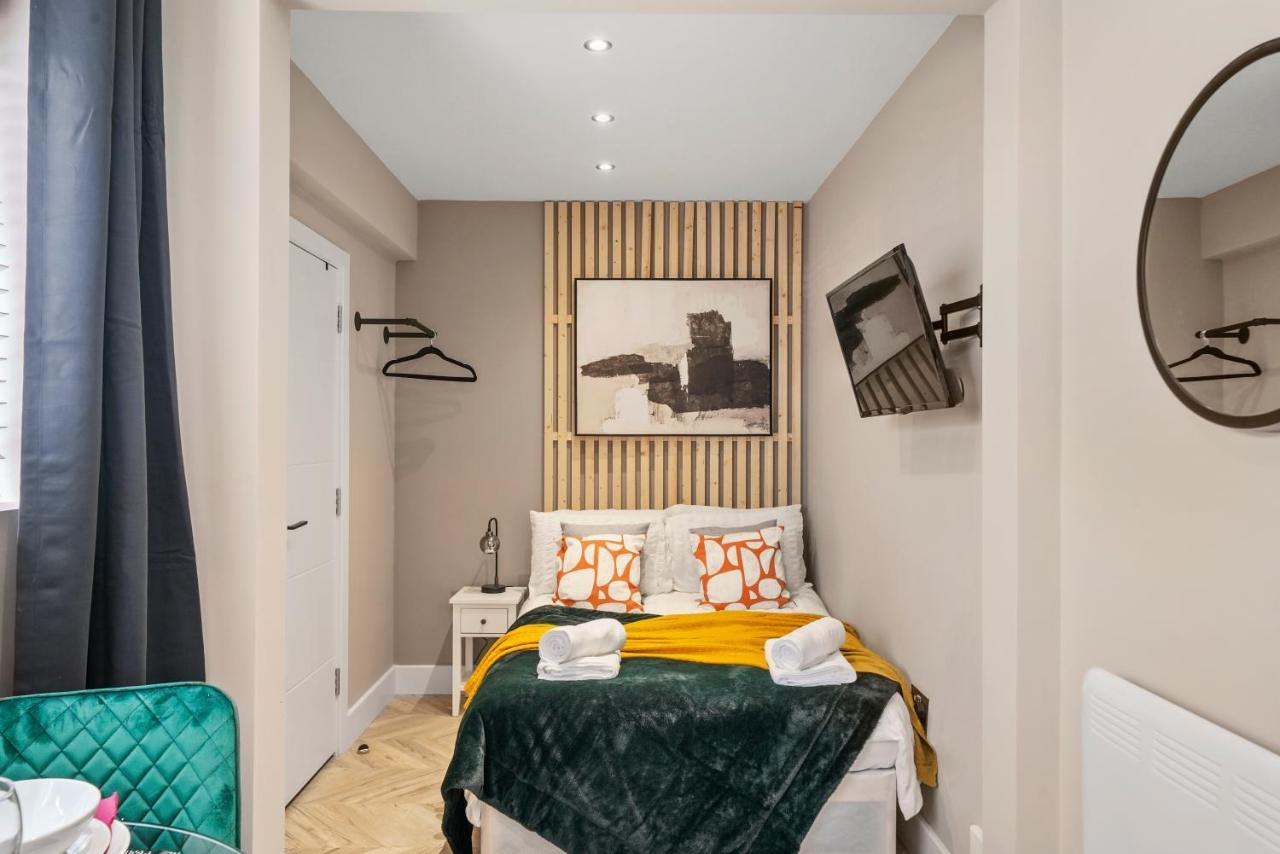 Boutique Heathrow Studio'S - Parking - Garden Apartamento Harmondsworth Exterior foto