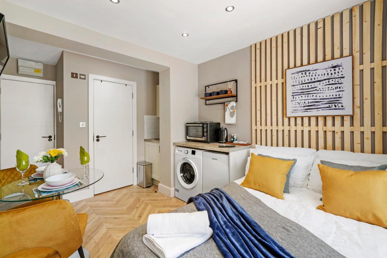 Boutique Heathrow Studio'S - Parking - Garden Apartamento Harmondsworth Exterior foto